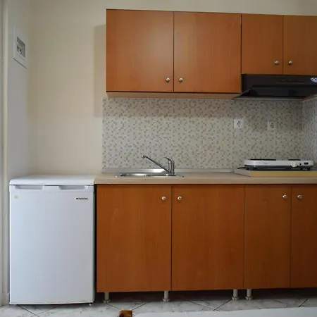 Lafazanis Aparthotel