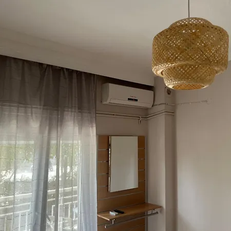 Lafazanis Aparthotel *