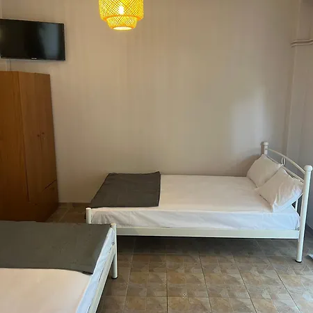 Lafazanis Aparthotel